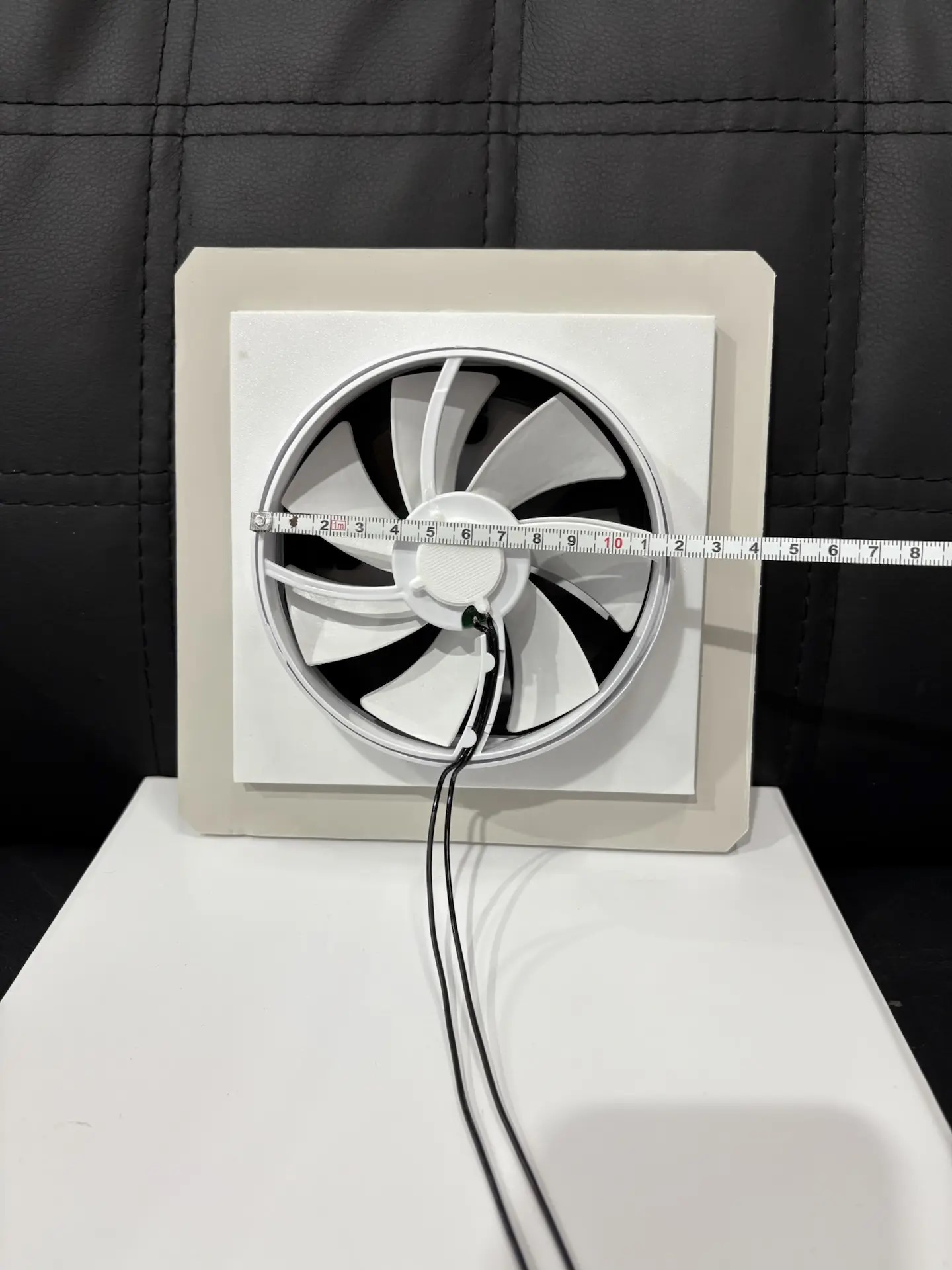 Теневой магнитный диффузор с вентилятором квадратный под плитку 150х150/125 мм